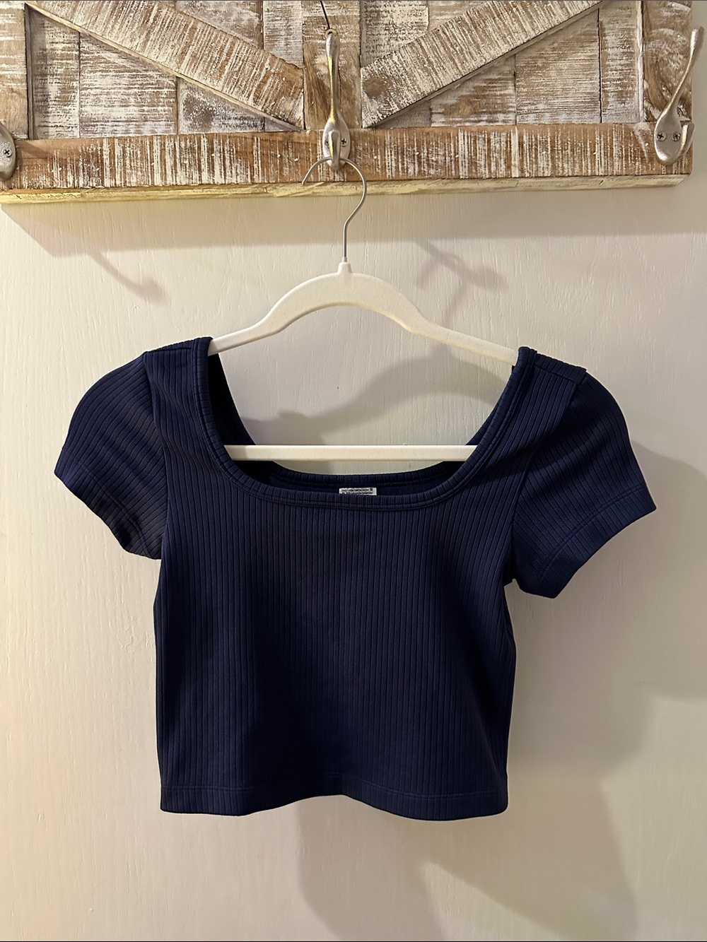 PINK Victoria's Secret Ribbed Navy Scoop Neck Crop Top